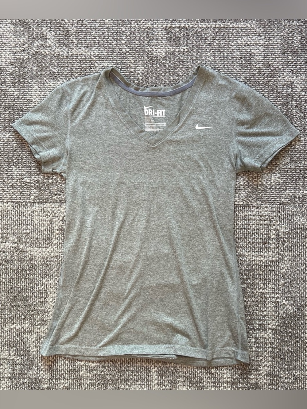 Nike V‑Neck Dri‑Fit Tee in Heather Gray